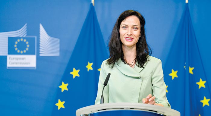 Άνοιξαν οι προσκλήσεις των 15 δισ. ευρώ για την πράσινη και ψηφιακή μετάβαση